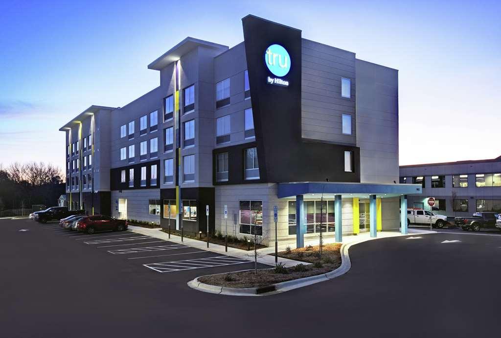 Отель Tru By Hilton Columbia Greystone Экстерьер фото